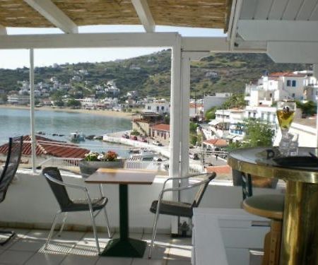 Adonis Guesthouse Batsi  Luaran gambar